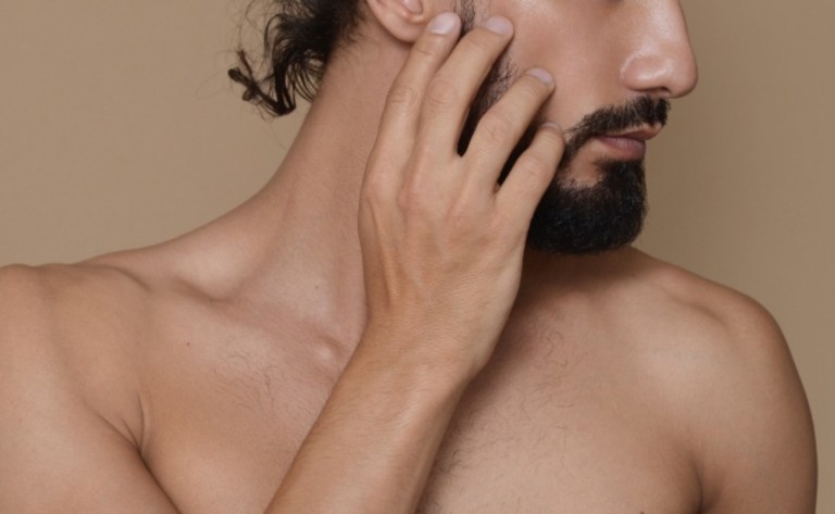 How to choose the right pro-aging cream for men