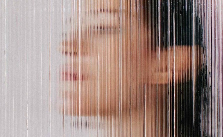 How to take care of dehydrated combination skin with enlarged pores?